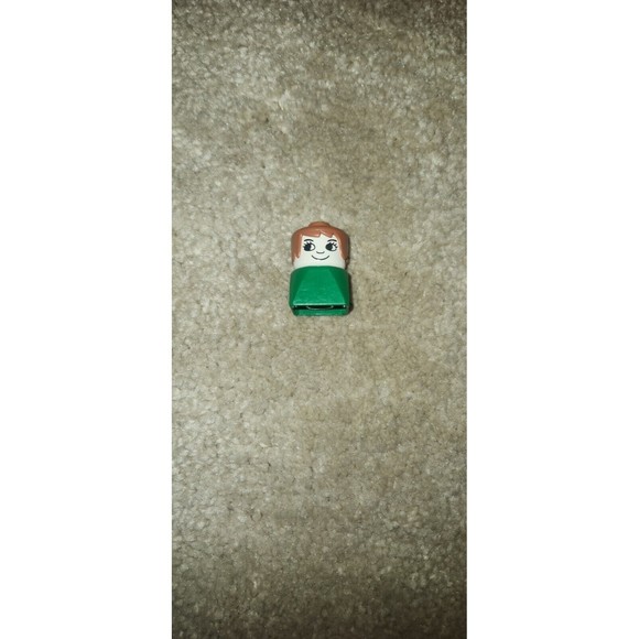 Duplo 2 x 2 x 2 Figure Brick Early, Female Green Base Fabuland Brown Hair 1979 - Picture 2 of 6